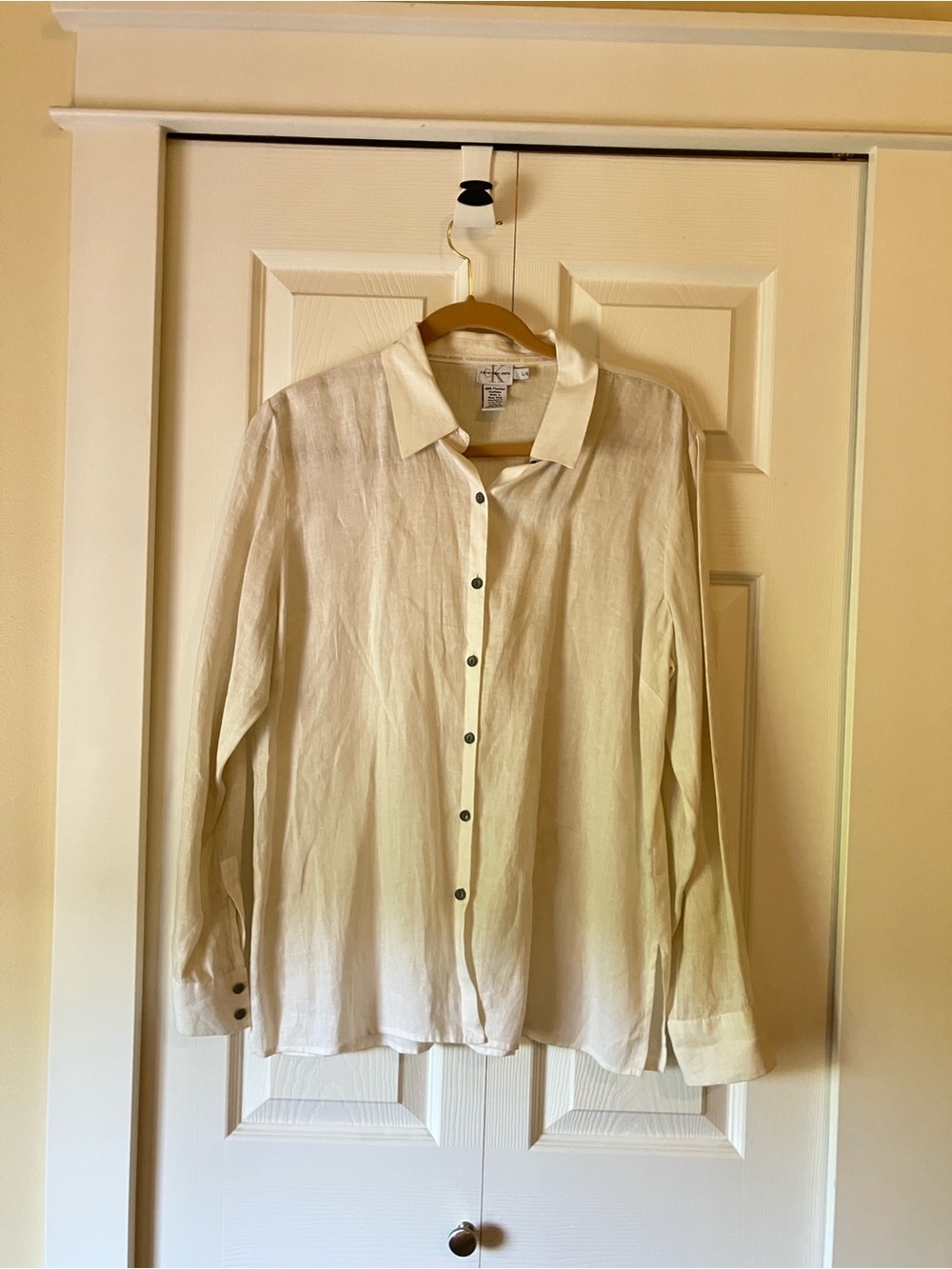 Calvin Klein Jeans Cream Linen Button-Front Top